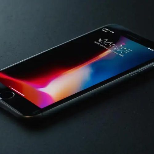 Ming-Chi Kuo: iPhone Slim de Terceira Geração com Tela Maior